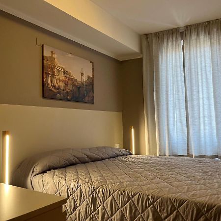 Anfite Apartments Aleardi Peschiera del Garda Luaran gambar