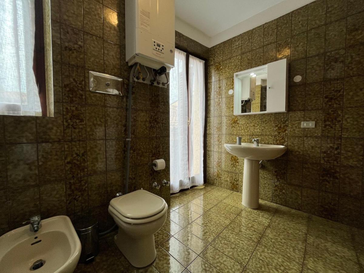 Anfite Apartments Aleardi Peschiera del Garda Luaran gambar