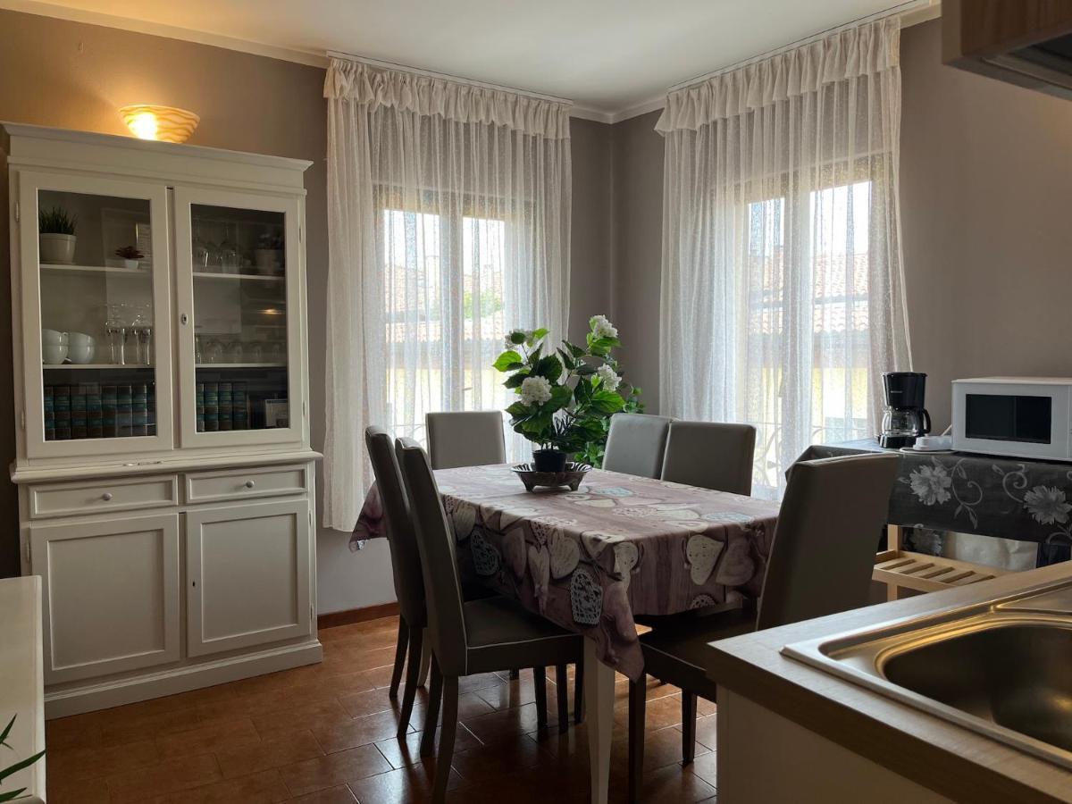 Anfite Apartments Aleardi Peschiera del Garda Luaran gambar