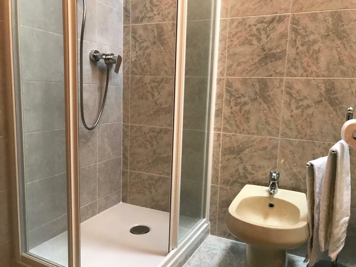 Anfite Apartments Aleardi Peschiera del Garda Luaran gambar